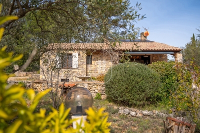 Maison à vendre à Entrecasteaux  - 15 pièces 350 m² 