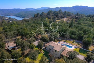 Maison à vendre à MONTAUROUX Villecroze - 7 pièces - 257 m² 