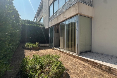 Appartement à vendre à SIX-FOURS-LES-PLAGES Quartier Nord Ouest - 3 pièces - 65 m² 