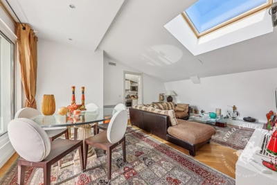 Appartement à vendre à PARIS 8EME Parc de Montsouris 6 - 3 pièces - 76 m² 