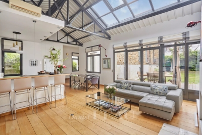 Maison à vendre à ISSY LES MOULINEAUX  - 9 pièces - 316 m² 