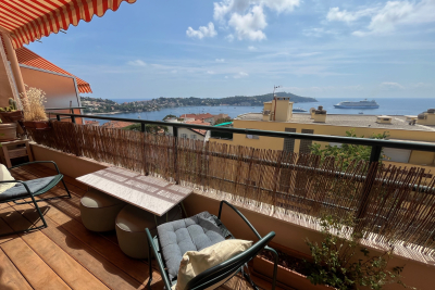 Apartment for sale in VILLEFRANCHE-SUR-MER  - 3 rooms - 64 m&sup2; 