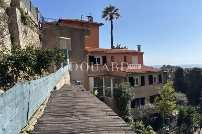 Maison à vendre à ROQUEBRUNE-CAP-MARTIN  - 4 pièces - 114 m² 