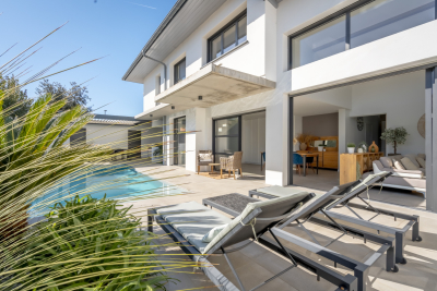 Maison à vendre à ANGLET  - 6 pièces - 200 m² 