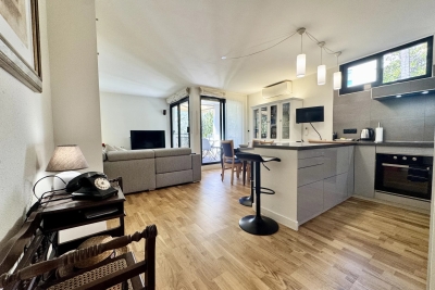 Appartement à vendre à CANNES Ariane-Ripert - 2 pièces - 50 m² 