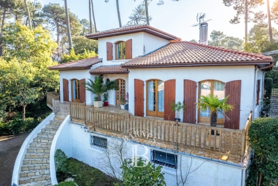 Maison &agrave; vendre &agrave; PYLA-SUR-MER La Réole - 7 pi&egrave;ces - 250 m&sup2; 