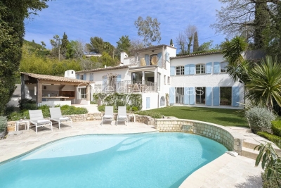 Maison &agrave; vendre &agrave; MOUGINS  - 8 pi&egrave;ces - 290 m&sup2; 