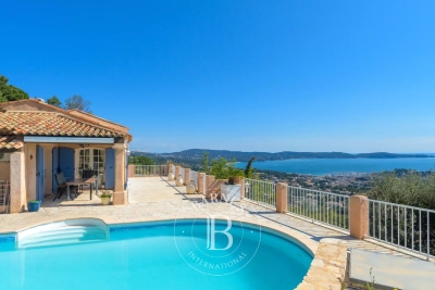 Maison à vendre grande terrasse vue mer lavandou