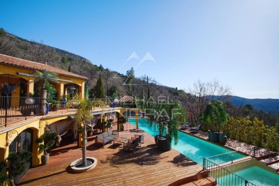 Maison à vendre à BARGEMON  - 14 pièces - 551 m² 