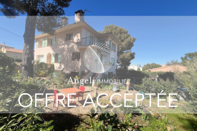 Maison à vendre à ST-AYGULF  - 6 pièces - 130 m² 