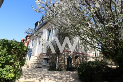 Maison à vendre à VANVES Val Fleury 1 - 7 pièces - 149 m² 