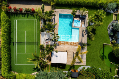 Maison &agrave; vendre &agrave; FRÉJUS  - 6 pi&egrave;ces - 193 m&sup2; 