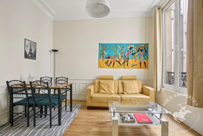 Appartement à vendre à PARIS 8EME Champs Elysees 1 - 3 pièces - 41 m² 