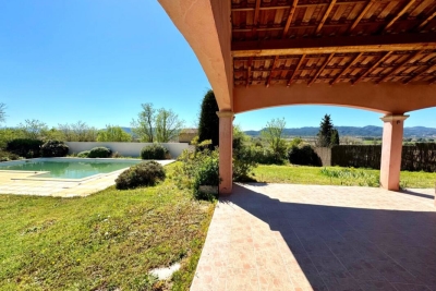 Maison &agrave; vendre cabane de jardin 