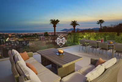 Maison à vendre piscine vue panoramique mer cannes