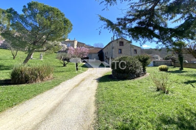 Maison à vendre à BARJAC Saint-Maximin - 5 pièces - 128 m² 