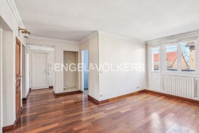 Apartment for sale in NANTERRE Trezel 1 - 3 rooms - 65 m² 