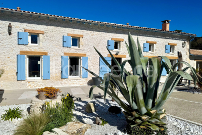 Maison &agrave; vendre &agrave; ST PALAIS SUR MER  - 6 pi&egrave;ces - 189 m&sup2; 