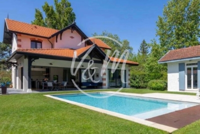 House for sale in ANDERNOS-LES-BAINS  - 6 rooms - 183 m² 