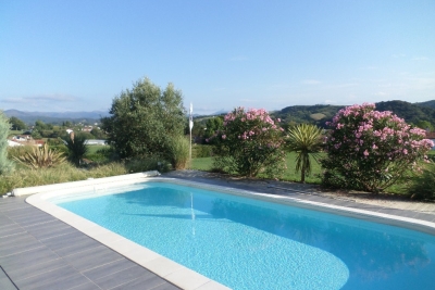 Maison à vendre à ST-PEE-SUR-NIVELLE  - 6 pièces - 200 m² 