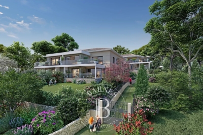 Appartement à vendre à SANARY-SUR-MER  - 4 pièces - 127 m² 