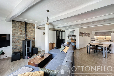 Maison à vendre à ROQUEBRUNE-SUR-ARGENS Nord - 4 pièces - 97 m² 