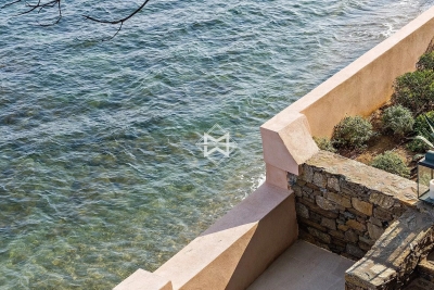 Villa à Grimaud &agrave; louer à partir de 11 000 € / semaine, Photo 9