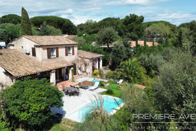 Maison &agrave; vendre &agrave; GASSIN  - 5 pi&egrave;ces - 140 m&sup2; 