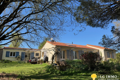 Maison à vendre à ST ANDRE DE LIDON Sud - 5 pièces - 160 m² 