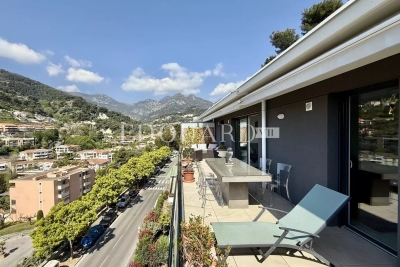 Appartement à vendre à MENTON Port Vauban - 4 pièces - 76 m² 