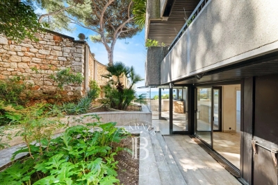 Appartement &agrave; vendre bord de mer terrasse alpes maritimes 