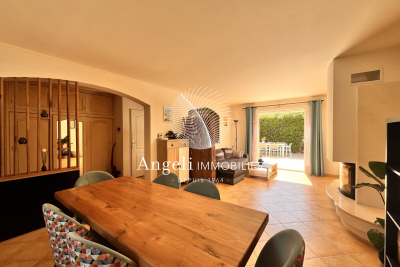 Maison à vendre à ST-AYGULF  - 4 pièces - 96 m² 