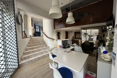 Commerce à vendre à LA BAULE ESCOUBLAC   - 103 m² 