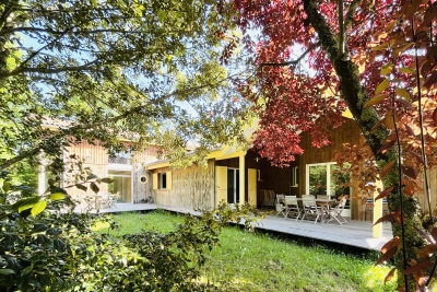 Maison &agrave; vendre &agrave; GUJAN-MESTRAS  - 7 pi&egrave;ces - 198 m&sup2; 