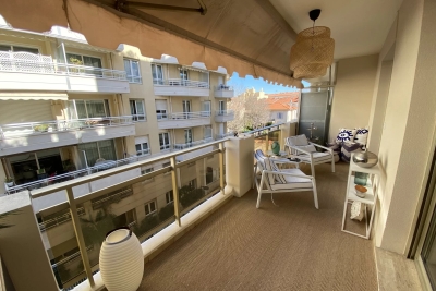 Apartment for sale in ANTIBES Moneghetti Est - 3 rooms - 66 m&sup2; 