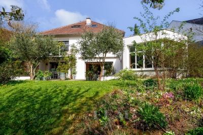 Maison à vendre à BAILLY  - 8 pièces - 250 m² 