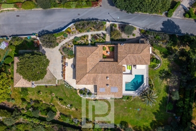 Maison &agrave; vendre &agrave; VALBONNE  - 12 pi&egrave;ces - 595 m&sup2; 