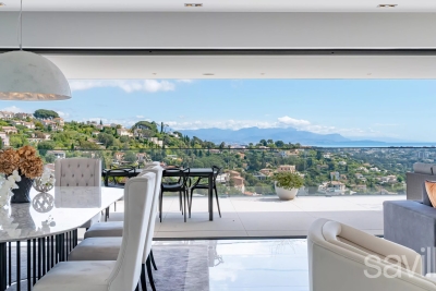 Maison &agrave; vendre &agrave; CANNES  - 6 pi&egrave;ces - 300 m&sup2; 
