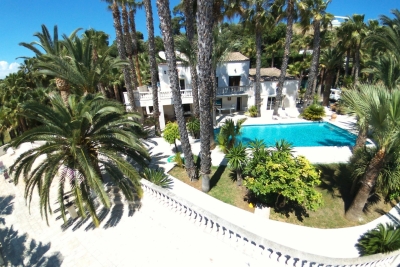 Maison &agrave; vendre &agrave; BIOT  - 10 pi&egrave;ces - 550 m&sup2; 