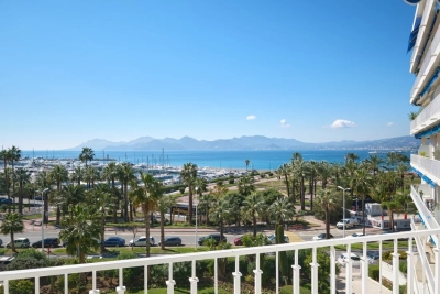 Apartment to rent in CANNES Moulieres - 4 rooms - 99 m² 