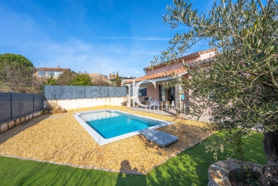 House for sale in ST PAUL LE JEUNE  - 4 rooms - 70 m² 