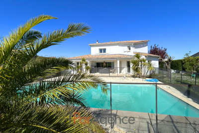 Maison à vendre à VAUX SUR MER Sud - 6 pièces - 184 m² 