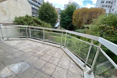 Appartement à vendre à PARIS 15EME Saint-Ambroise 14 - 2 pièces - 52 m² 