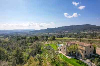 Maison à vendre à AIX-EN-PROVENCE Est - 11 pièces - 470 m² 