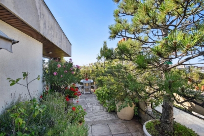 Appartement à vendre à PARIS 14EME Seine et Berges 2 - 6 pièces - 146 m² 