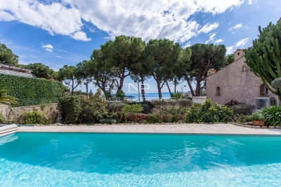 Maison à vendre parking garage terrasse nice 