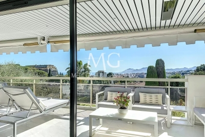 Appartement à vendre à LE CANNET  - 3 pièces - 121 m² 