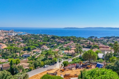 Maison à vendre à STE-MAXIME Peripherie - 7 pièces - 379 m² 