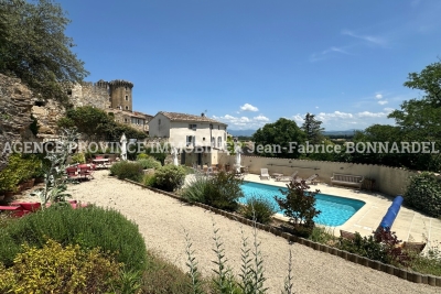 Maison à vendre à LA BAUME DE TRANSIT  - 7 pièces - 179 m² 