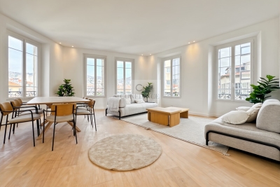 Appartement à vendre à NICE  - 5 pièces - 138 m² 